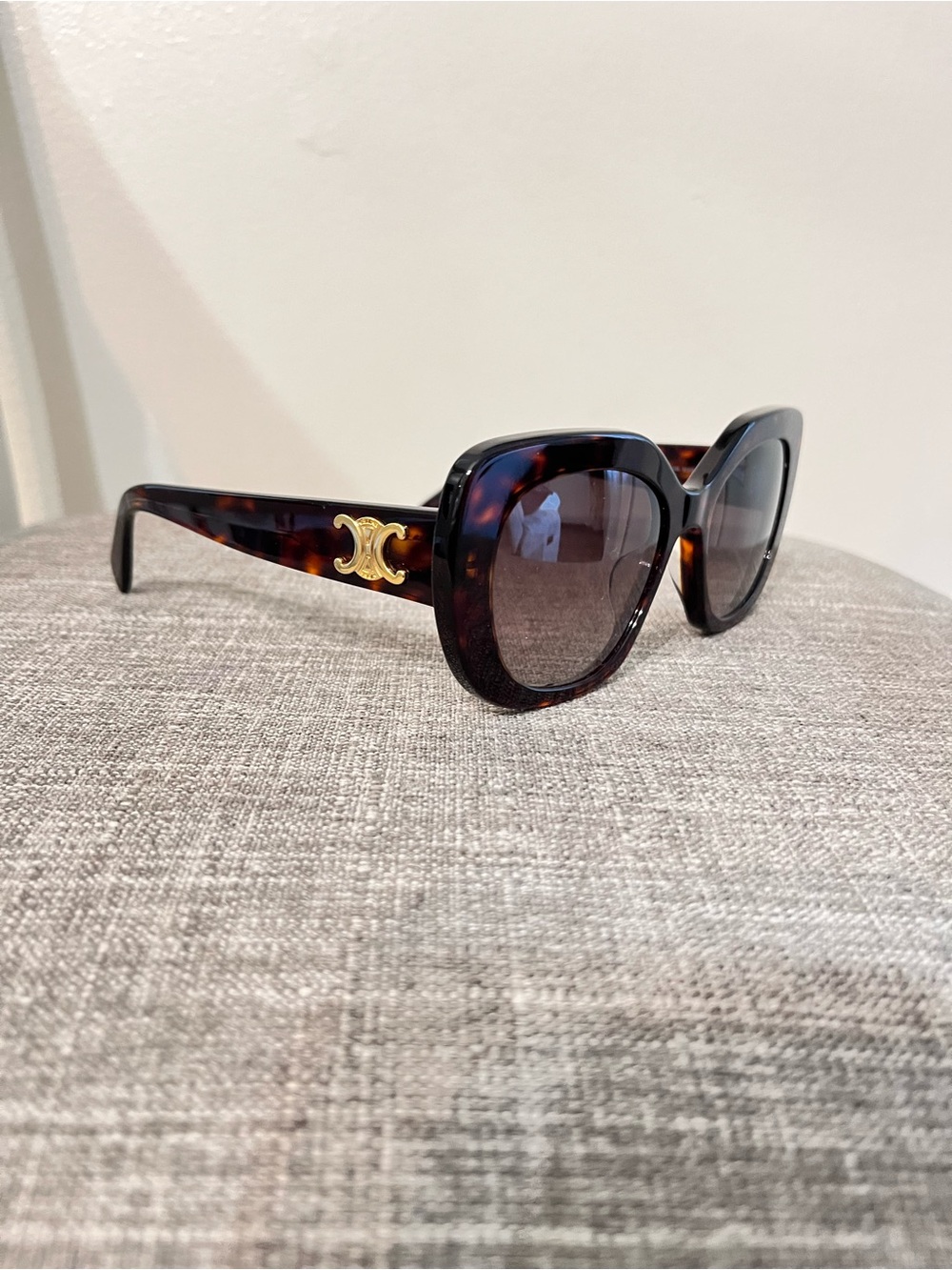 Celine Tortoiseshell Cat-Eye Sunglasses - Brown - Picture 2 of 5